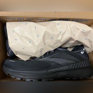 Men’s Brooks Adrenaline GTS 22.